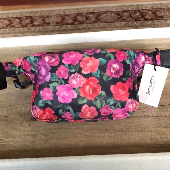 Juicy Couture Belt Pac - Picture 7 of 10